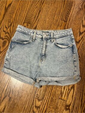 Classic Light Wash Denim Shorts - Women